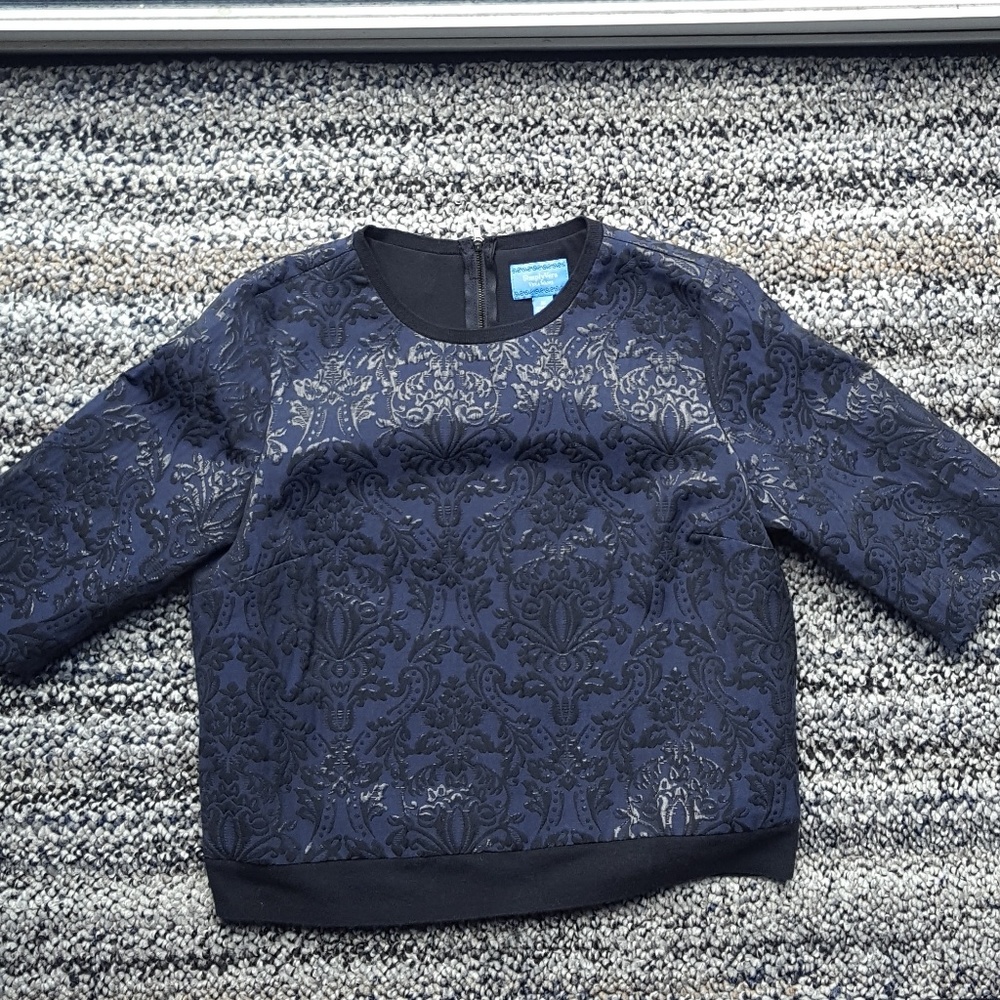 Simply Vera Wang top